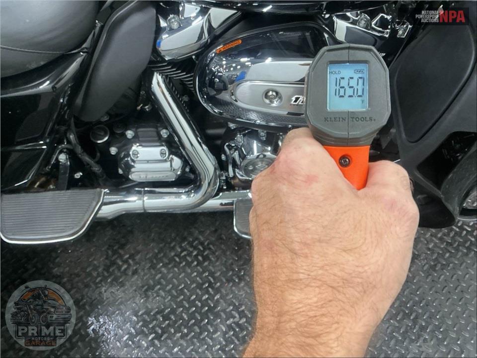2024 Harley-Davidson FLHTCUTG TRI GLIDE ULTRA CLASSIC — фото 8