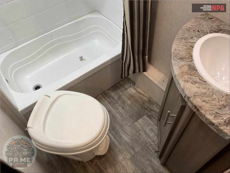2022 Crossroads Rv M-242 BH SUNSET TRAIL SUPER LITE SERIES — фото 16