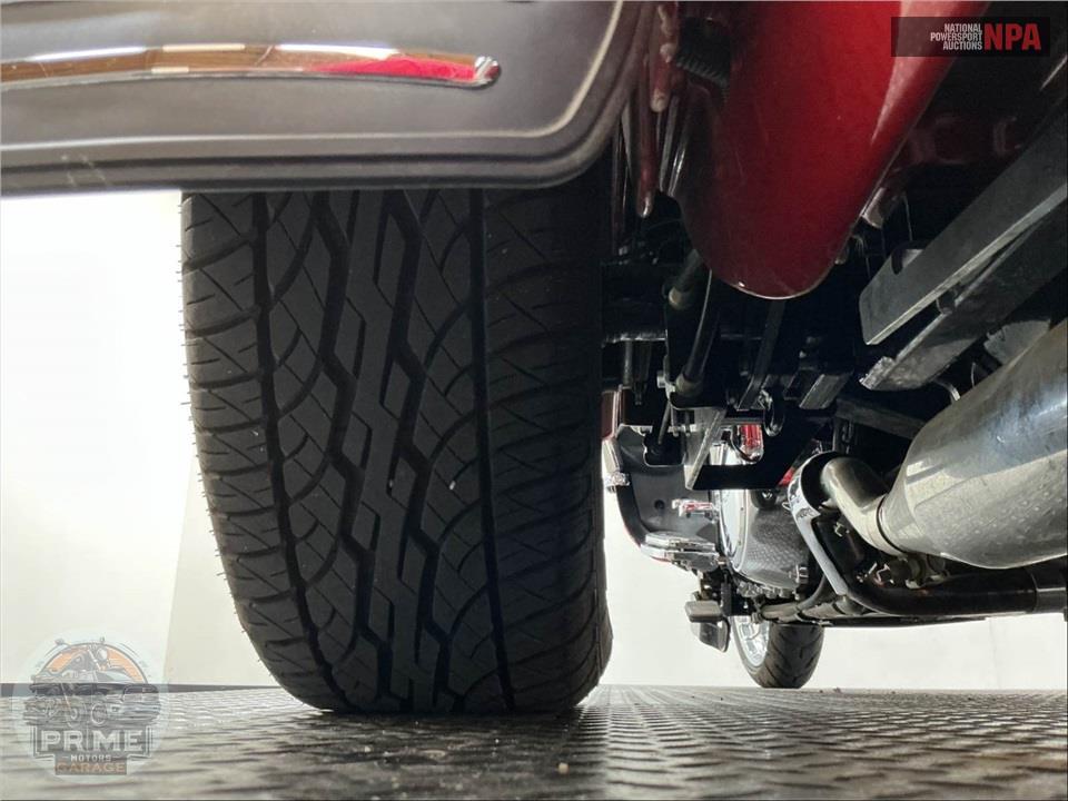 2019 Harley-Davidson FLHTCUTG TRI GLIDE ULTRA — фото 22