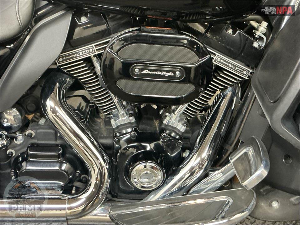 2016 Harley-Davidson FLHXSE CVO STREET GLIDE SPECIAL — фото 6
