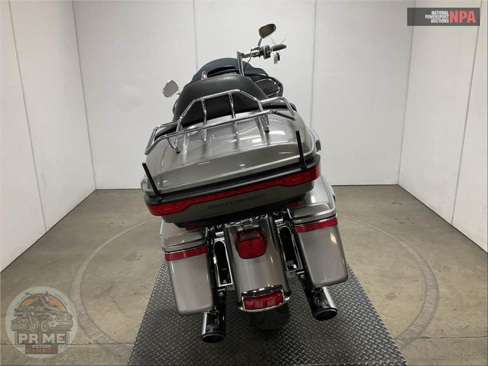 2016 Harley-Davidson FLTRU ROAD GLIDE ULTRA — фото 4