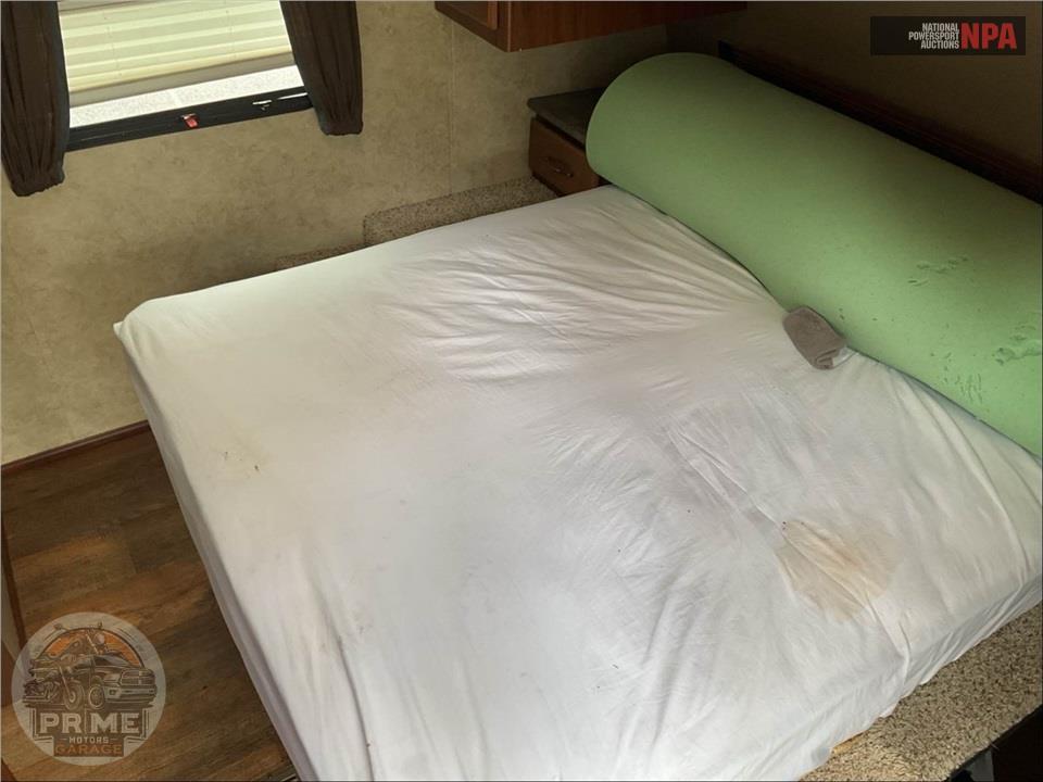 2015 Keystone Rv M-27 RLS - COUGAR SERIES — фото 11