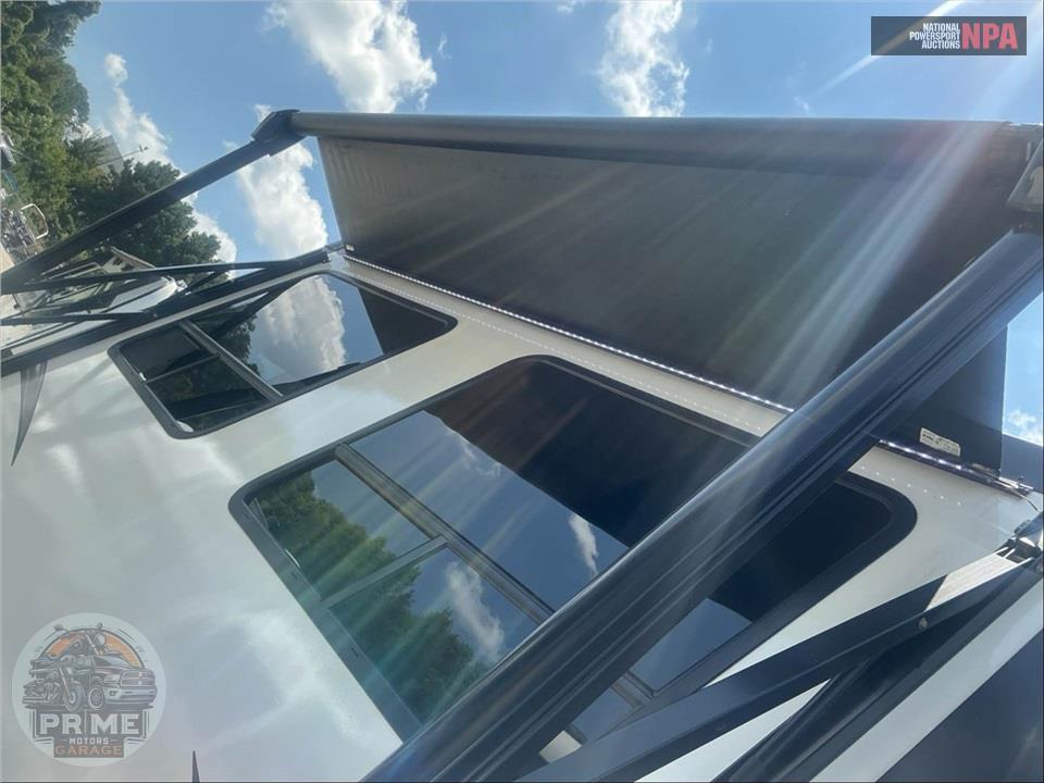 2025 Grand Design Recreational Vehicles M-315RLTS - REFLECTION SERIES — фото 22