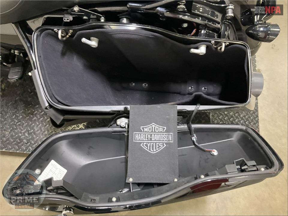 2018 Harley-Davidson FLHRXS ROAD KING SPECIAL — фото 21