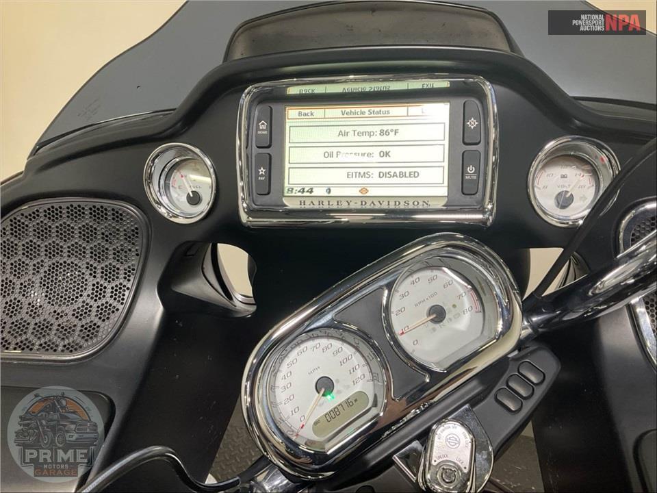 2018 Harley-Davidson FLTRX ROAD GLIDE — фото 5