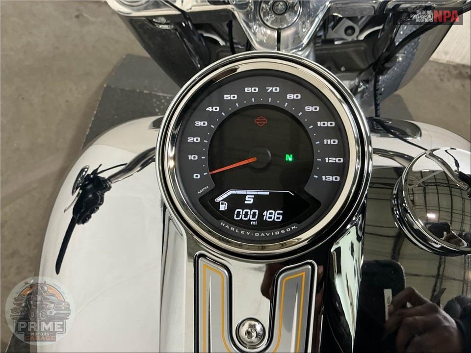 2025 Harley-Davidson FLSTFI SOFTAIL FAT BOY GRAY GHOST — фото 5