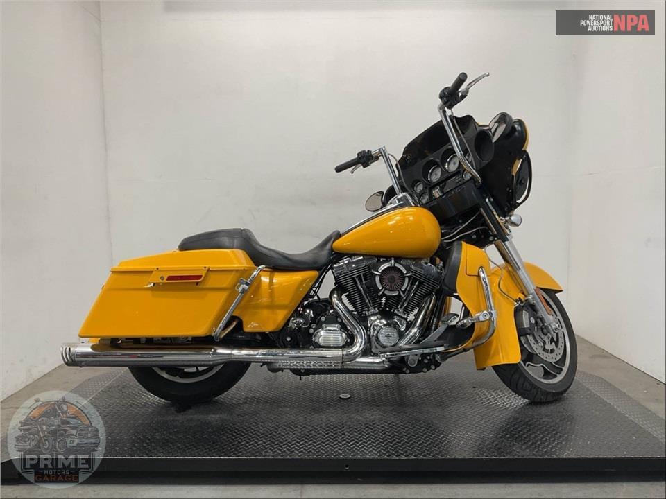 2013 Harley-Davidson FLHX STREET GLIDE — фото 1