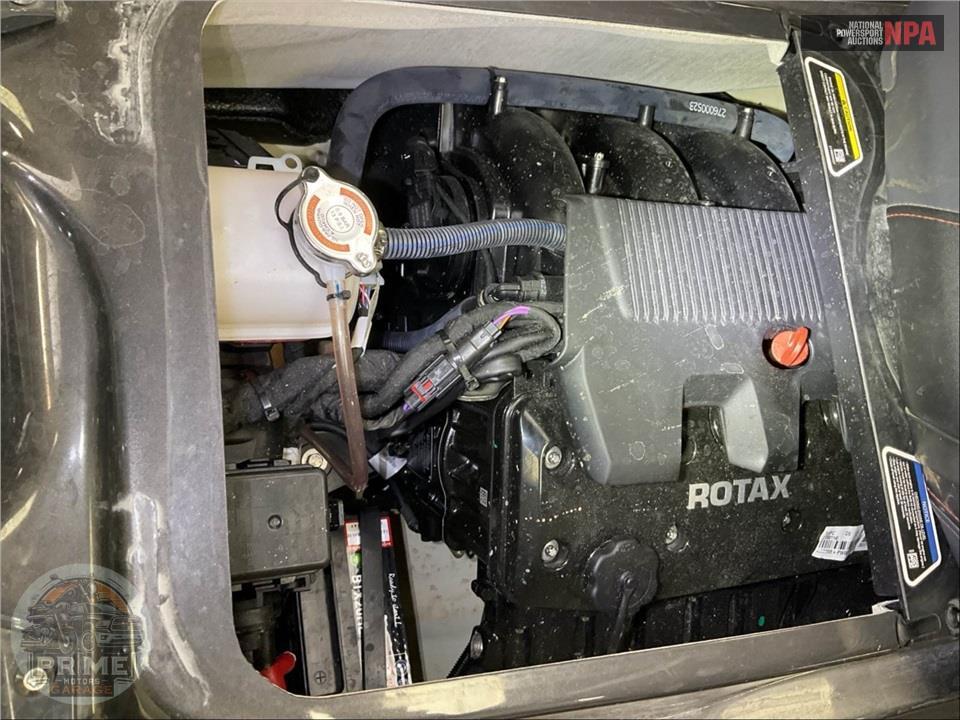 2023 Seadoo/Brp RXT-X 300 TCH PK PREM CLR — фото 7