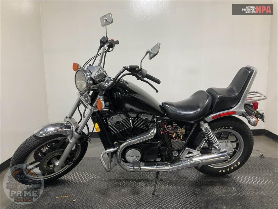 1983 Honda VT750C — фото 3