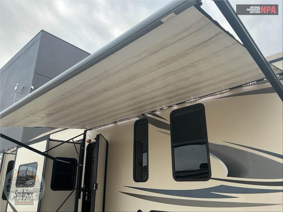 2020 Sandpiper By Forest River M-39BARK - FIFTH WHEEL SERIES — фото 43