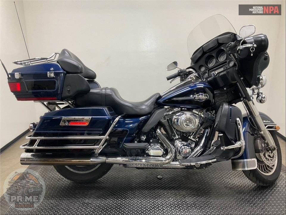 2012 Harley-Davidson FLHTCU UL CLSC EL GLIDE — фото 1