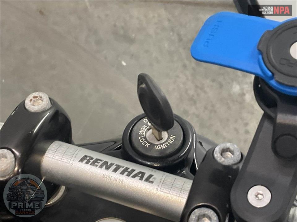 2022 Royal Enfield INT 650 STANDARD — фото 12