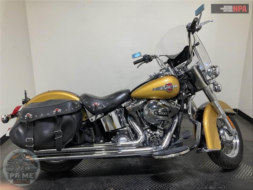 2017 Harley-Davidson FLSTC HERITAGE SOFTAIL CLASSIC — фото 1