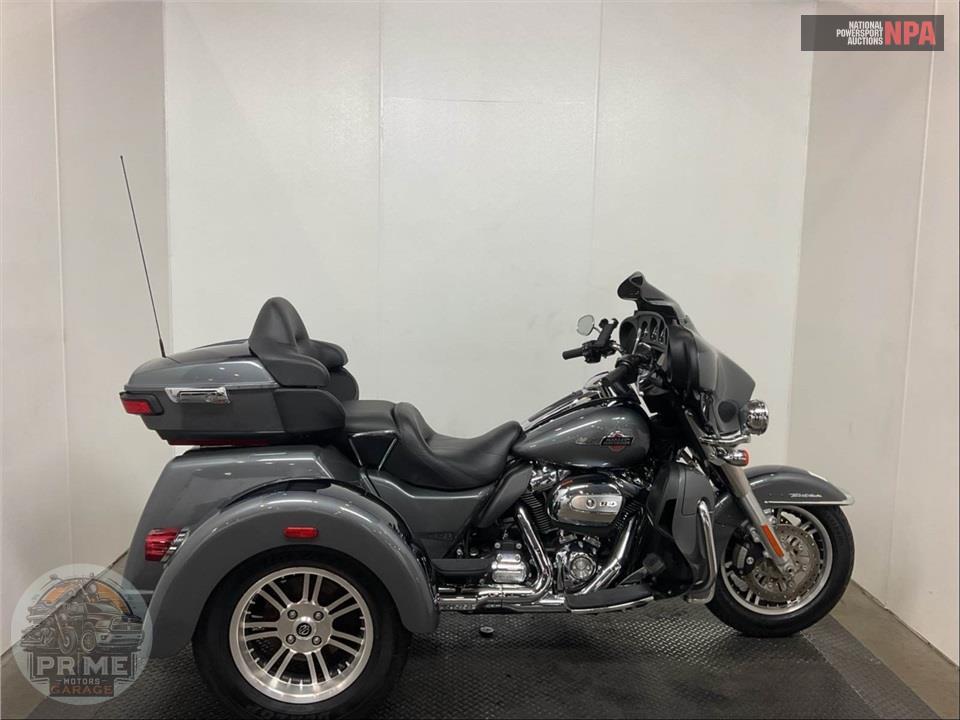 2022 HARLEY-DAVIDSON FLHTCUTG TRI GLIDE ULTRA CLASSIC