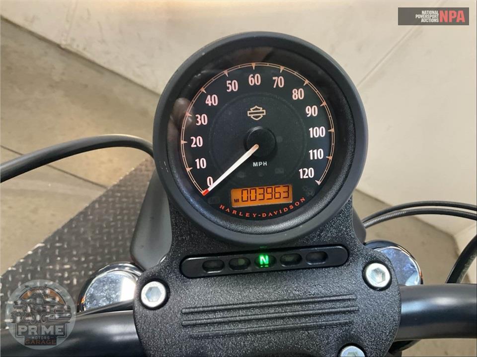 2022 Harley-Davidson XL883N IRON — фото 5