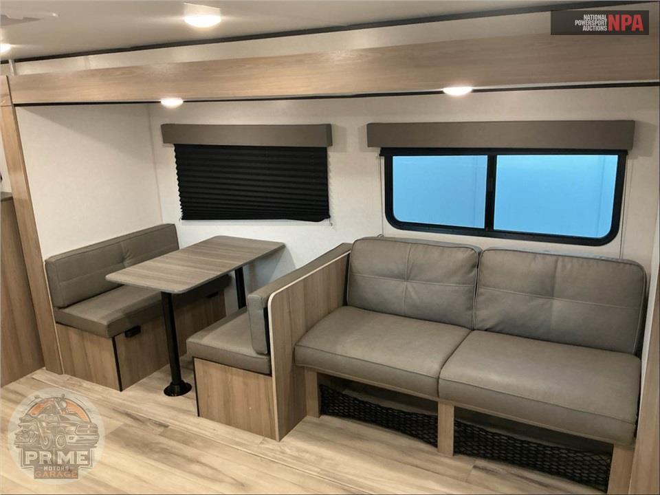 2025 Keystone Rv M-26 BX - COLEMAN LIGHT SERIES — фото 6