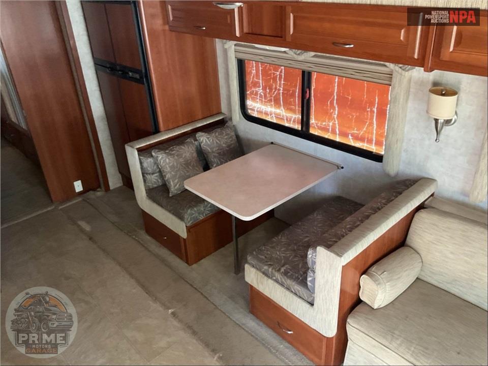 2006 Bounder M-35E (WORKHORSE) — фото 8