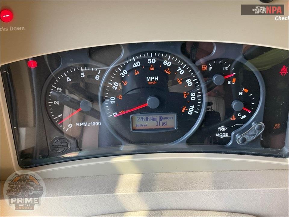2006 Winnebago M-35A WORKHORSE ADVENTURER SERIES — фото 5