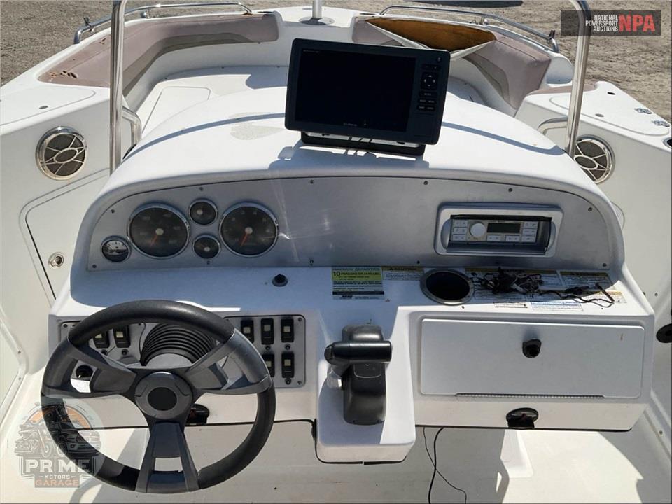2015 Hurricane Boat SUNDECK SPORT 211 L=21/ E=1-150HP YAMAHA OB — фото 5