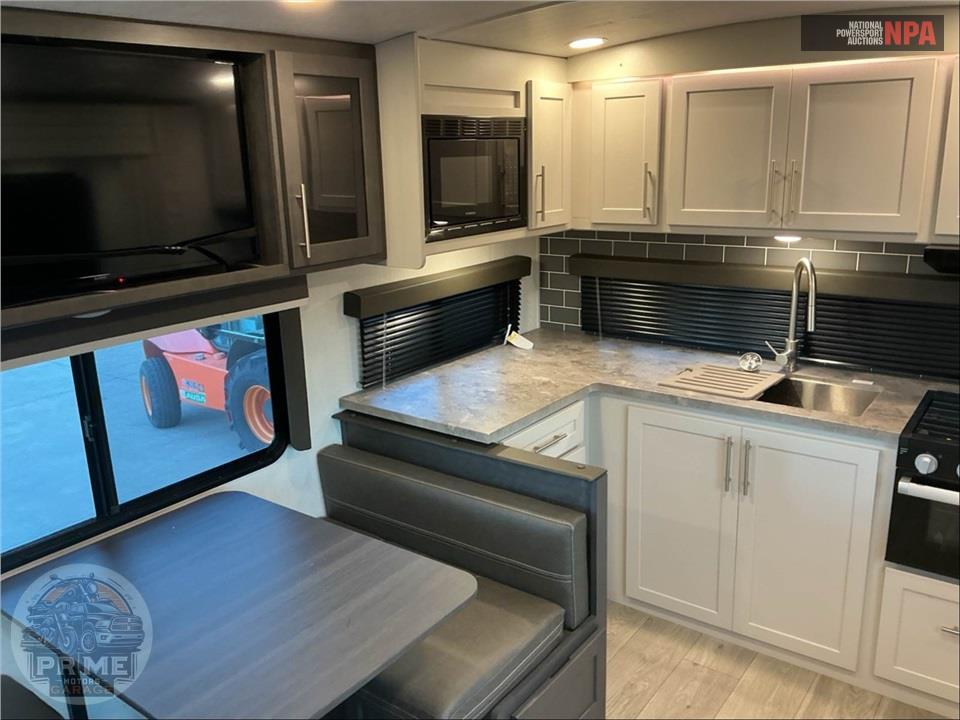2025 Keystone Rv M-25 MLE - COUGAR SERIES — фото 7