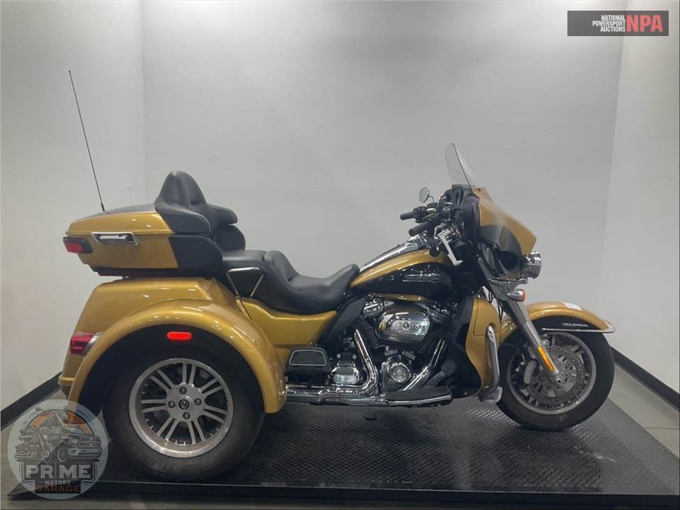 2017 HARLEY-DAVIDSON FLHTCUTG TRIGLIDE ULTRA CLASSIC