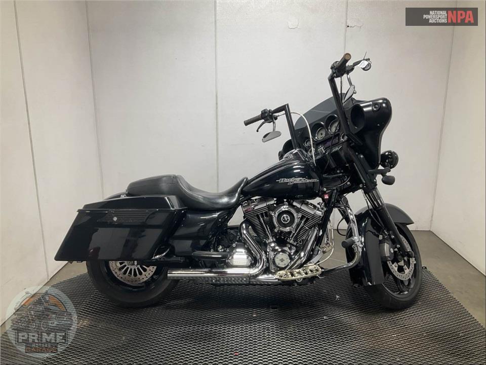 2013 Harley-Davidson FLHX STREET GLIDE — фото 1