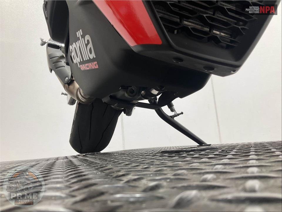 2022 Aprilia TUONO V4 FACTORY 1100 — фото 11