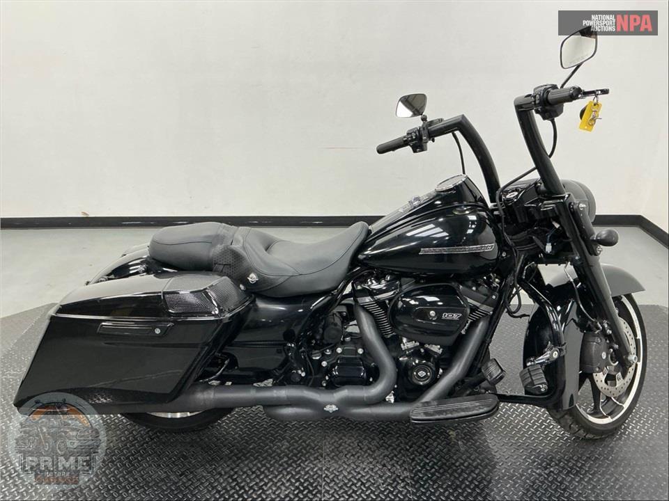2017 Harley-Davidson FLHRXS ROAD KING SPECIAL — фото 1