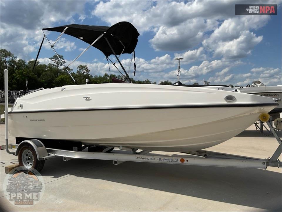 2018 Bayliner Marine 190 DB(***) DECK BOAT SERIES L=19/E=1-150HP MERCURY OB — фото 1