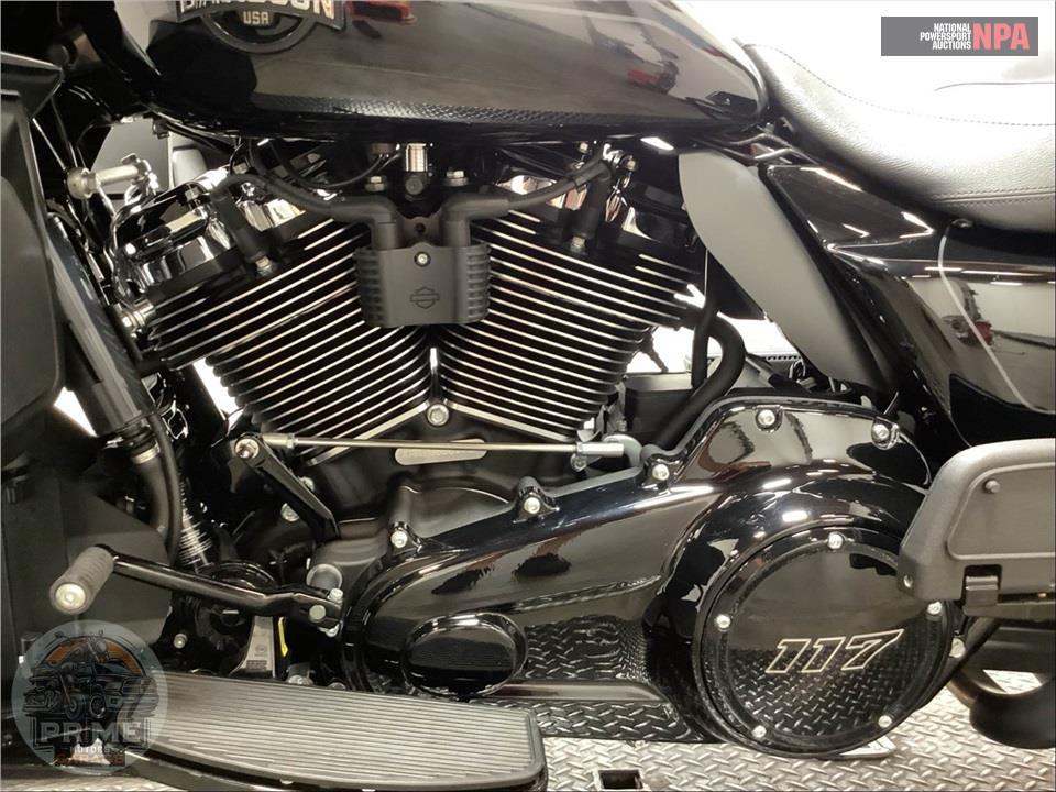 2025 Harley-Davidson FLHXU STEET GLIDE ULTRA — фото 7