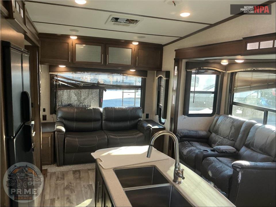 2018 Keystone Rv M-310 RLS - COUGAR FIFTH WHEEL SERIES — фото 6
