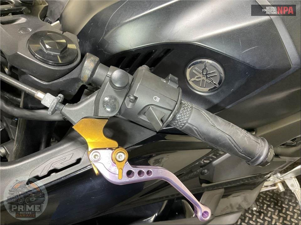 2025 Yamaha YZF-R3 — фото 26