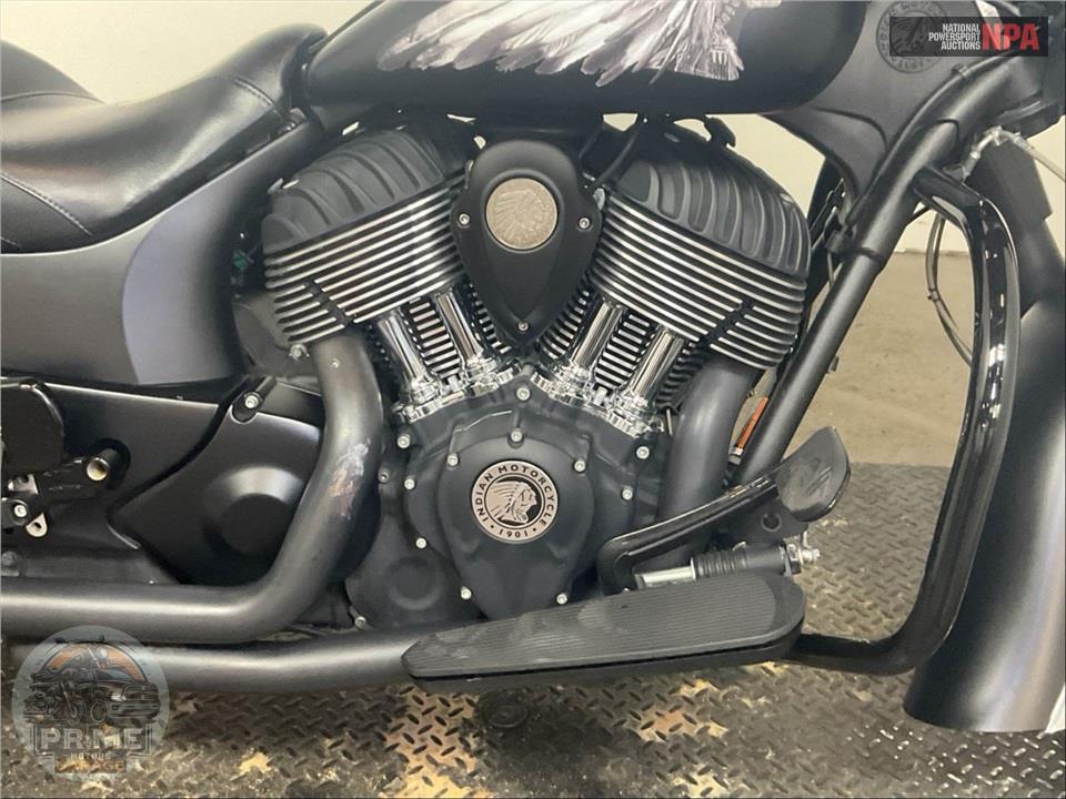 2016 Indian Motorcycle CHIEF DARK HORSE — фото 6