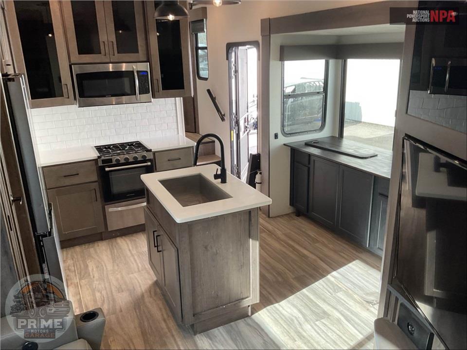 2023 Alliance Rv M-43V13 - VALOR FIFTH WHEEL SERIES — фото 6