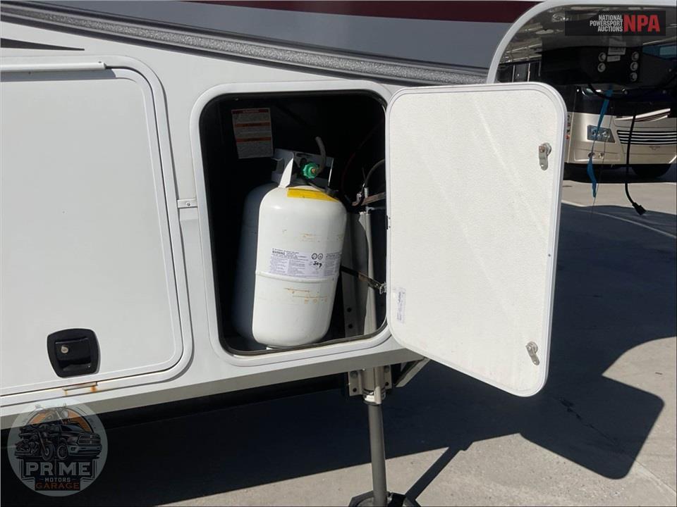 2022 Grand Design Recreational Vehicles M-390RK - SOLITUDE FIFTH WHEEL SERIES — фото 75
