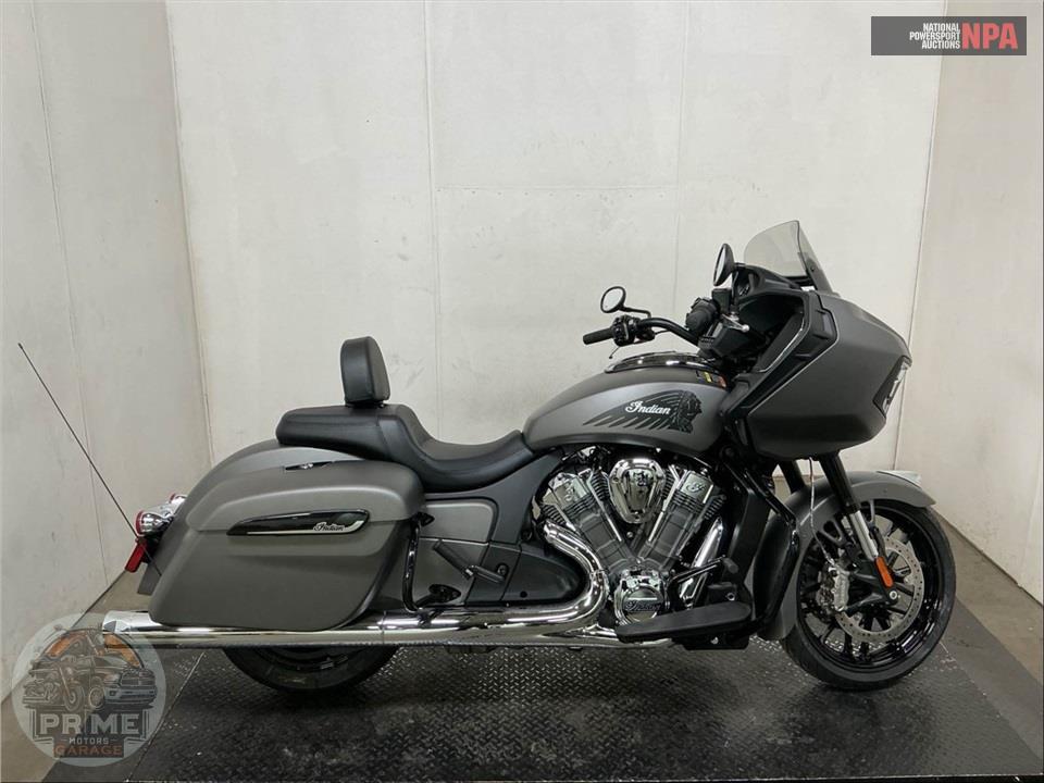 2024 Indian Motorcycle CHALLENGER (SMOKE) — фото 1