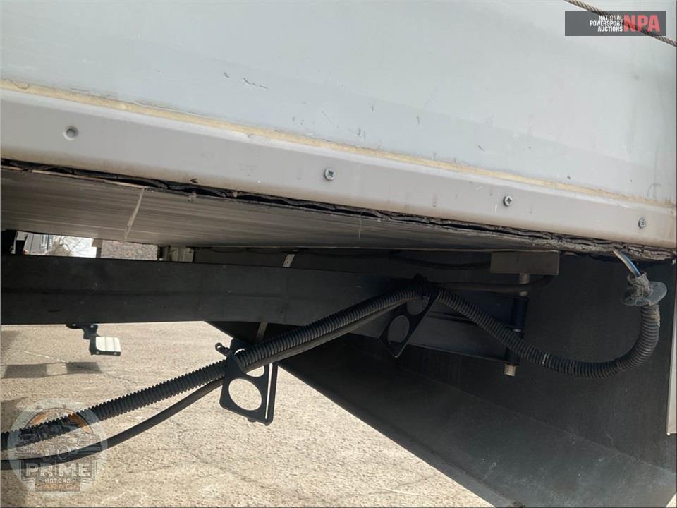 2017 Highland Ridge Rv M-397FBS - 3X FIFTH WHEEL SERIES — фото 42