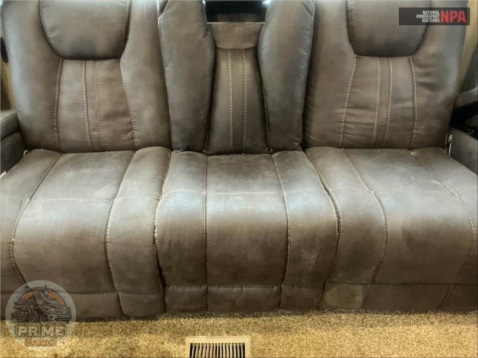 2015 Crossroads Rv FRANKLIN - RUSHMORE FIFTH WHEEL SERIES — фото 11
