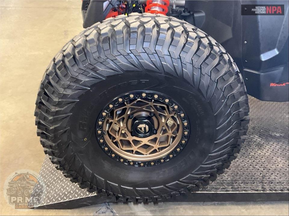 2023 Can-Am MAVERICK X3 X MR TURBO RR 72 — фото 18