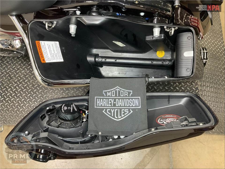 2021 Harley-Davidson FLTRXSE CVO ROAD GLIDE — фото 15