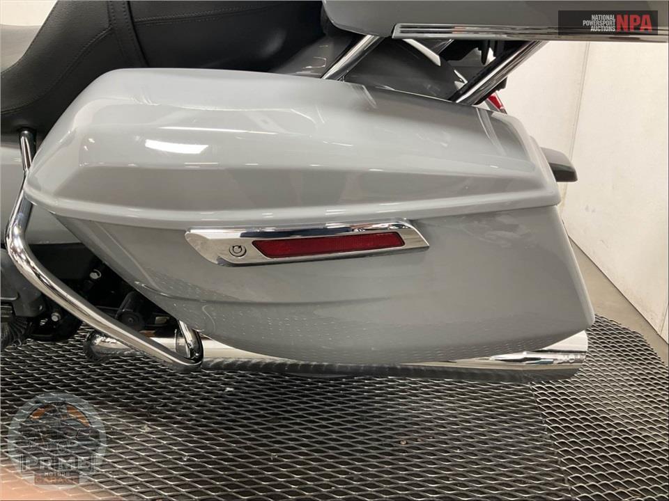 2025 Harley-Davidson FLHXU STEET GLIDE ULTRA — фото 18