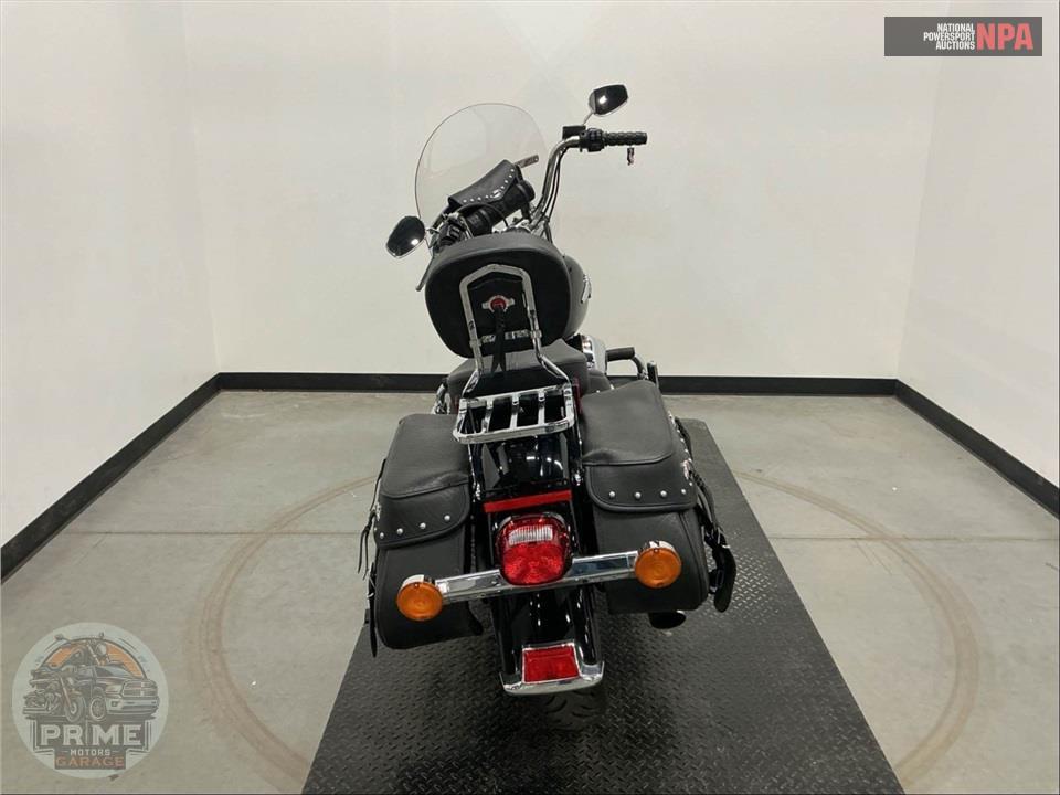 2016 Harley-Davidson FLSTC HERITAGE SOFTAIL CLASSIC — фото 4