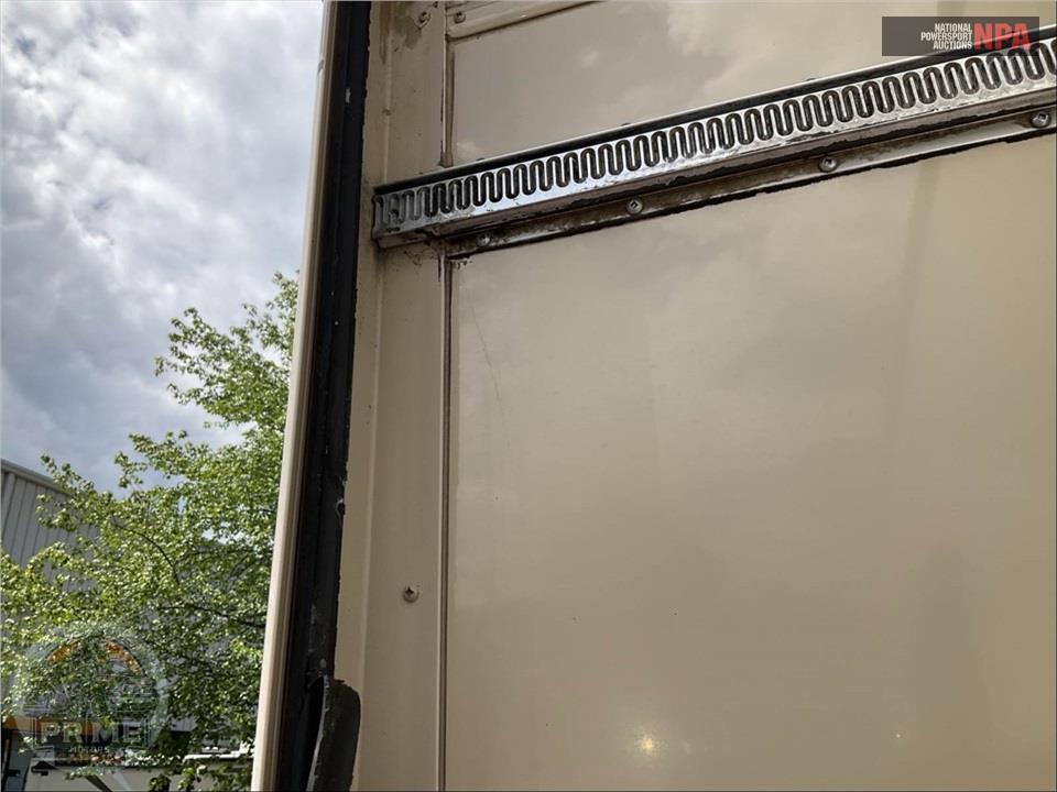 2015 Thor Motor Coach M-28H E450-V10 - FREEDOM ELITE SERIES — фото 40