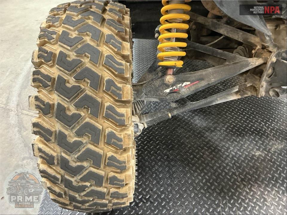 2014 Can-Am MAVERICK MAX 1000R — фото 24
