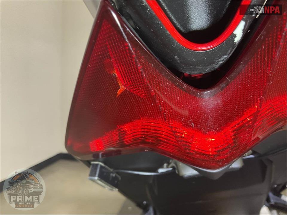 2023 Aprilia RSV4 1100 — фото 20