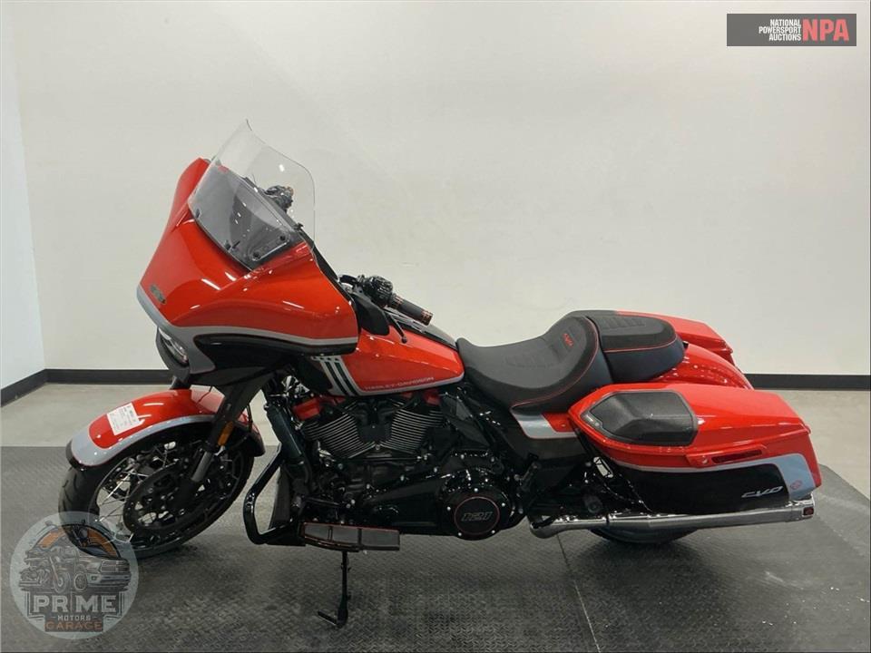 2024 Harley-Davidson FLHXSE CVO STREET GLIDE — фото 3