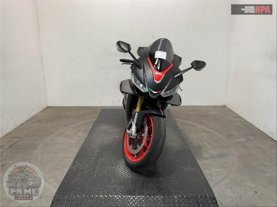 2023 Aprilia RSV4 1100 — фото 2