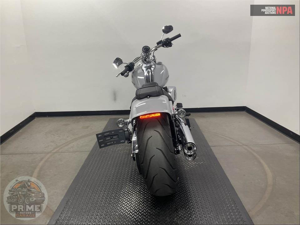 2025 Harley-Davidson FXBR BREAKOUT — фото 4