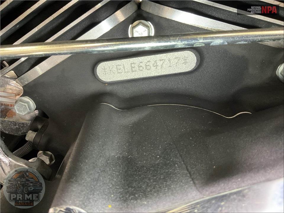 2014 Harley-Davidson FLHTK ELECTRA GLIDE ULTRA LIMITED — фото 32