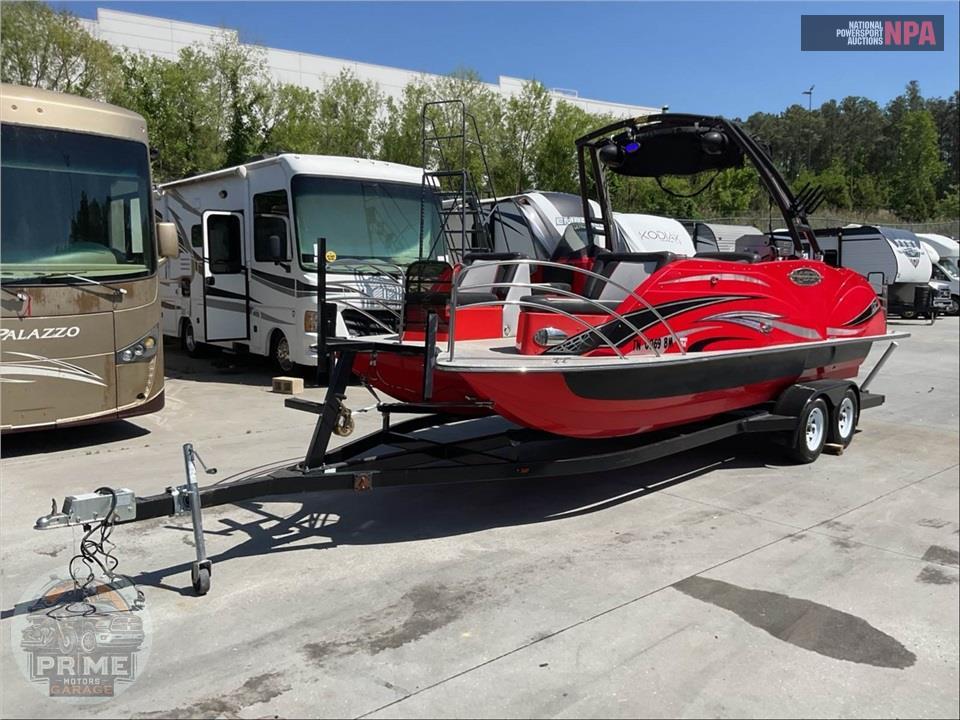 2017 Caravelle Boat Group 238 PF(***) RAZOR SERIES L=23/E=1 150HP EVIN OB — фото 2